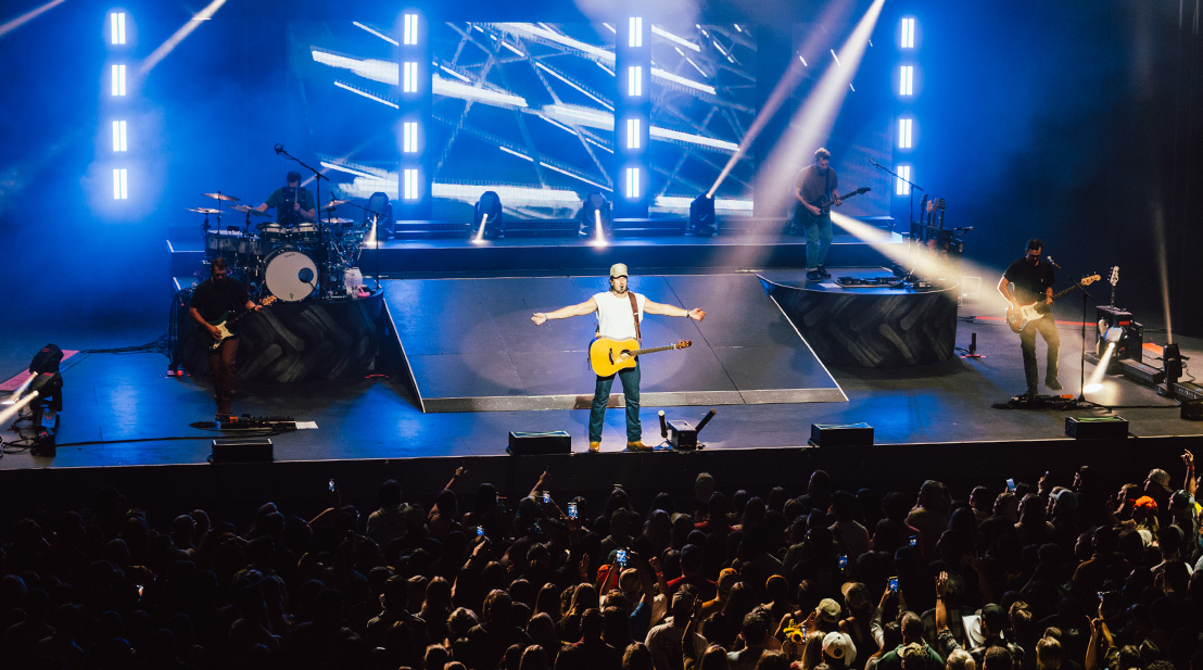 ADJ Jolt Panels Create Impact On Russell Dickerson’s Big Wheels & Back Roads Tour